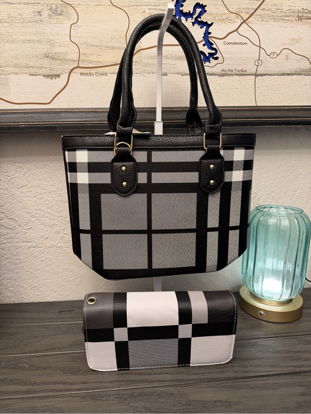 New Sm/M Black and Gray Plaid Tote Bag with Matching Wallet